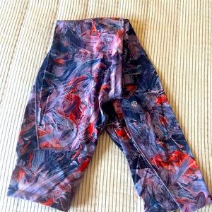 Lululemon base pace full length leggings size 6, worn once